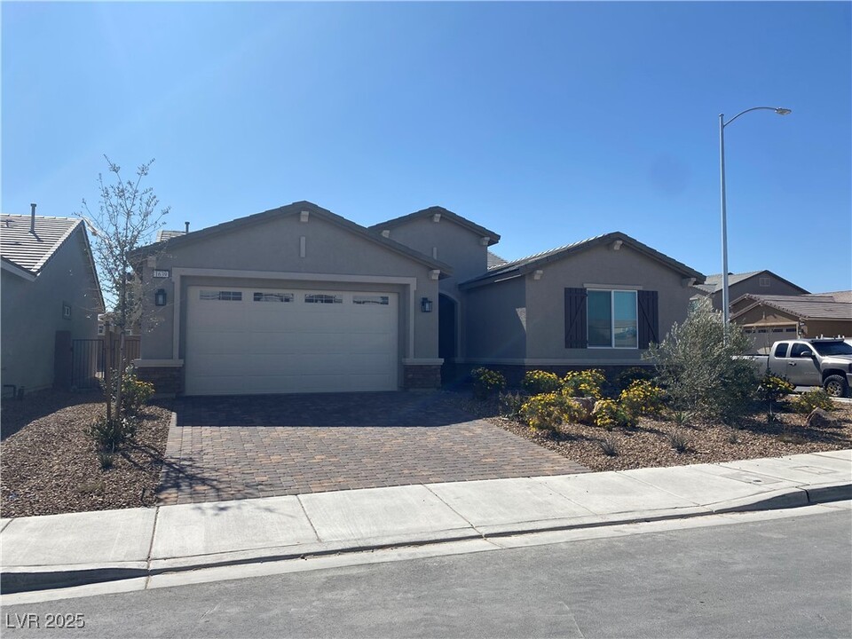 1639 Dire Wolf Ave in North Las Vegas, NV - Building Photo
