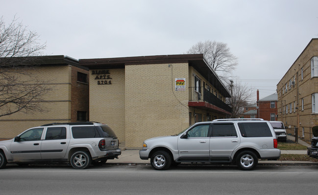 Diane Apartments in Cicero, IL - Foto de edificio - Building Photo