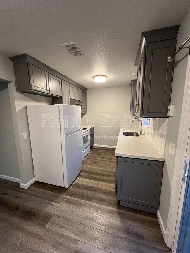 141 Agua Caliente Rd W in Sonoma, CA - Building Photo - Building Photo