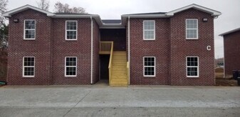 309 Shannon Ln in Shepherdsville, KY - Building Photo