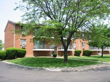 Locust Hill in Rochester, NY - Foto de edificio - Building Photo