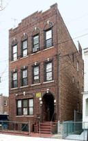 576 Hemlock St Apartments