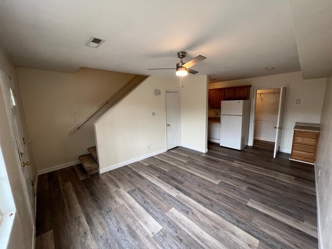 5340 Koontz Dr, Unit 2 in Charleston, WV - Building Photo - Building Photo