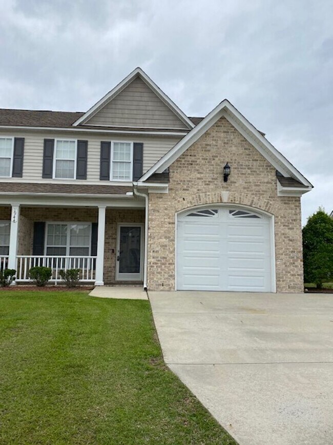 property at 1944B Cambria Dr