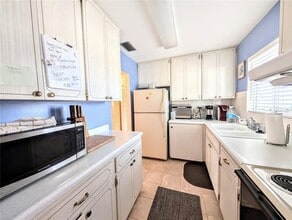 1841 Sunny Dr in Bradenton, FL - Building Photo - Building Photo