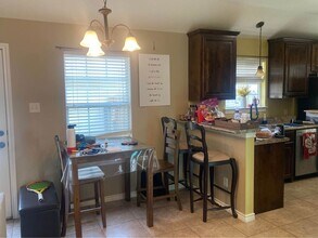 2657 Symphony Park Dr in Bryan, TX - Building Photo - Building Photo