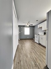 435 E Ann St in Somonauk, IL - Building Photo - Building Photo