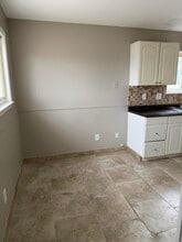 2399 Emmons Ave in Warren, MI - Building Photo - Building Photo