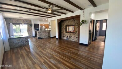 39519 N White Tail Ln in Anthem, AZ - Building Photo - Building Photo
