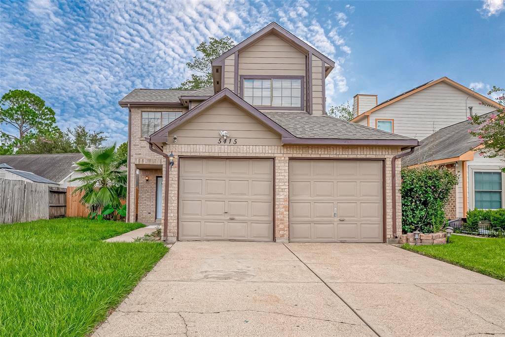 5415 Forest Bridge Way in Houston, TX - Foto de edificio