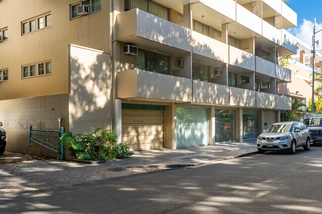 252 Paoa Place in Honolulu, HI - Building Photo - Building Photo
