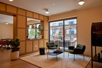 Porter in Oak Park, IL - Building Photo - Building Photo