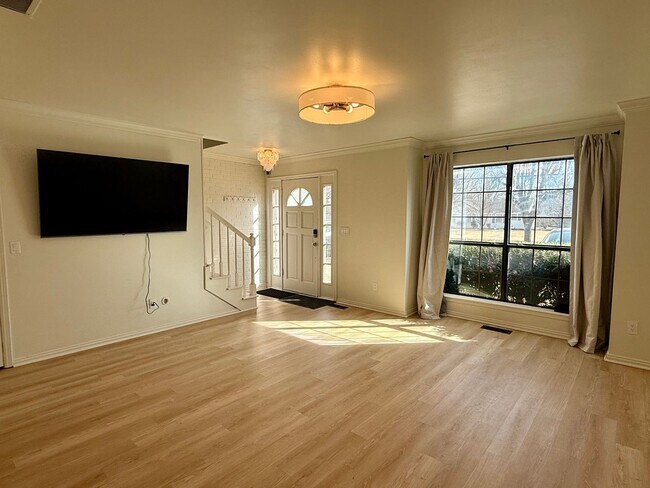 3035 W Wilshire Blvd in Oklahoma City, OK - Building Photo - Building Photo