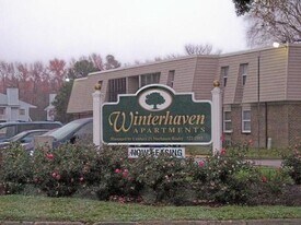 11 Leo Ct in Newport News, VA - Building Photo