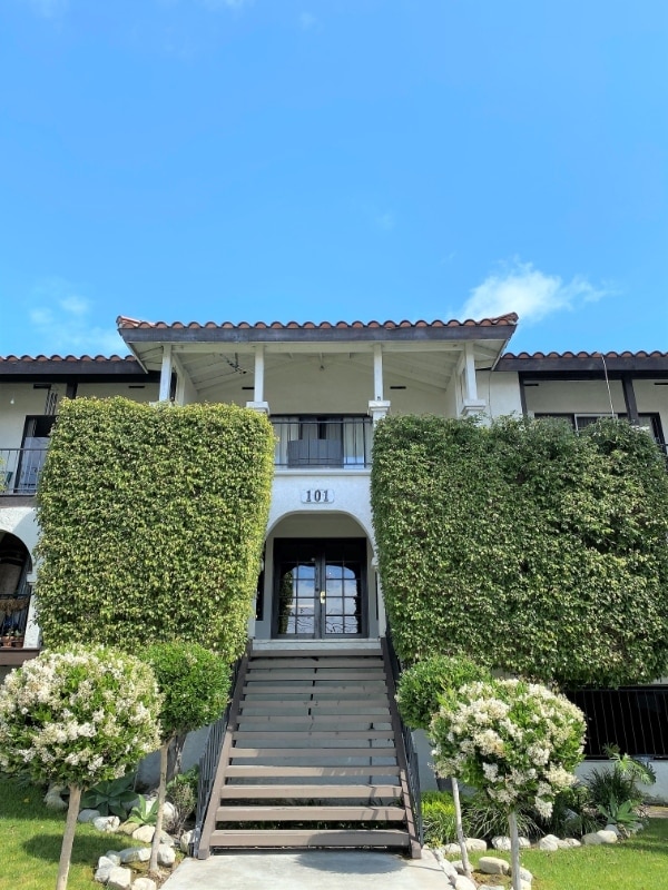 property at 101 W Canada