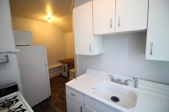 5401 Catalpha Rd in Baltimore, MD - Building Photo - Building Photo