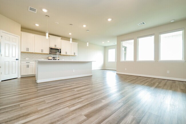 31426 Whitcombe Summit Wy in Hockley, TX - Building Photo - Building Photo