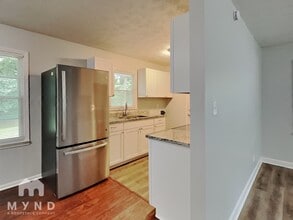 1190 Evelyn Dr in Forest Park, GA - Building Photo - Building Photo