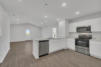 224 Arbor Ct in Granbury, TX - Building Photo - Building Photo