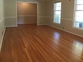 1719 Chateau Dr in Dunwoody, GA - Building Photo - Building Photo