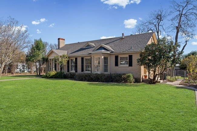 1919 N 7th St in Temple, TX - Building Photo - Building Photo