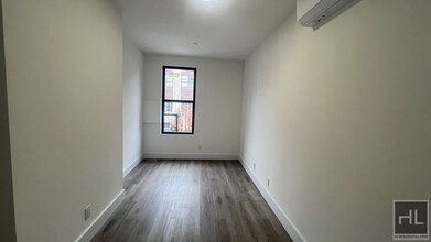 900 Rogers Ave in Brooklyn, NY - Building Photo - Building Photo