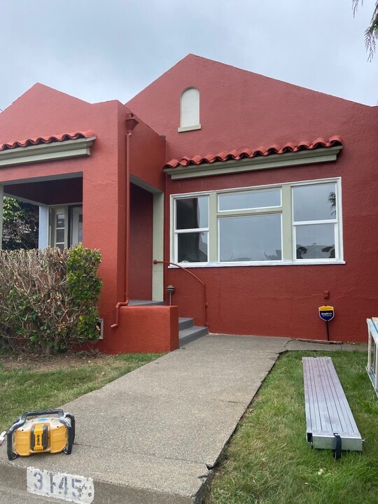 3145 E St in Eureka, CA - Foto de edificio