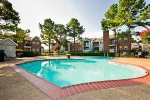 Legacy at the Parkway Apartments