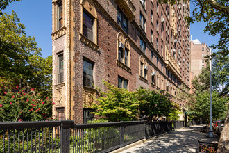 47 Plaza St W in Brooklyn, NY - Building Photo - Building Photo