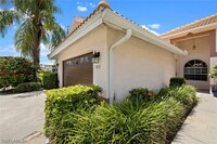 8618 Mustang Dr in Naples, FL - Building Photo - Building Photo