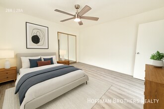 1432 N Fairfax Ave in Los Angeles, CA - Building Photo - Building Photo