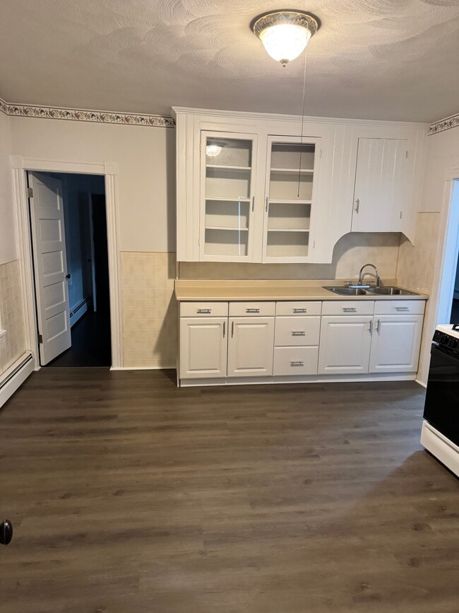 26 Wallace St, Unit 3rd floor