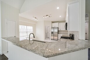 10618 Bassoon Dr in Houston, TX - Building Photo