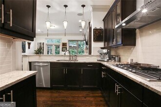 579 Ansley Cir NE in Atlanta, GA - Building Photo - Building Photo