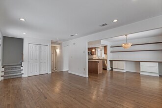 8 Somerset Hills Village in Bernardsville, NJ - Building Photo - Building Photo