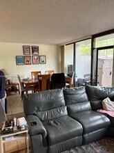 3190 Bird Ave in Miami, FL - Building Photo - Building Photo