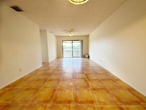 11453 NW 39th Ct, Unit 309-2 in Coral Springs, FL - Building Photo - Building Photo