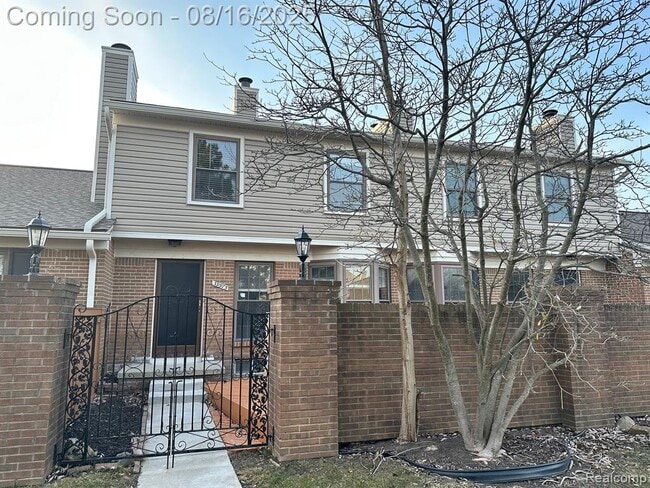 property at 39975 Crosswinds Rd