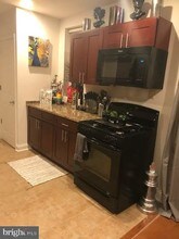 1404 S 5th St-Unit -3F in Philadelphia, PA - Building Photo - Building Photo