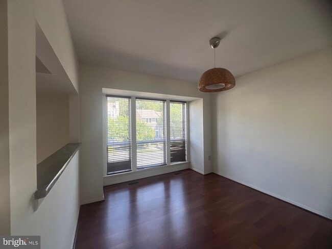 7712 Chatfield Ln in Ellicott City, MD - Building Photo - Building Photo