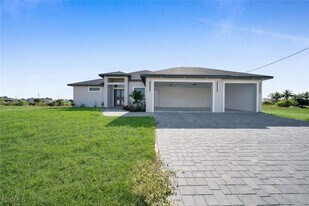 2234 NW 6th Terrace in Cape Coral, FL - Building Photo