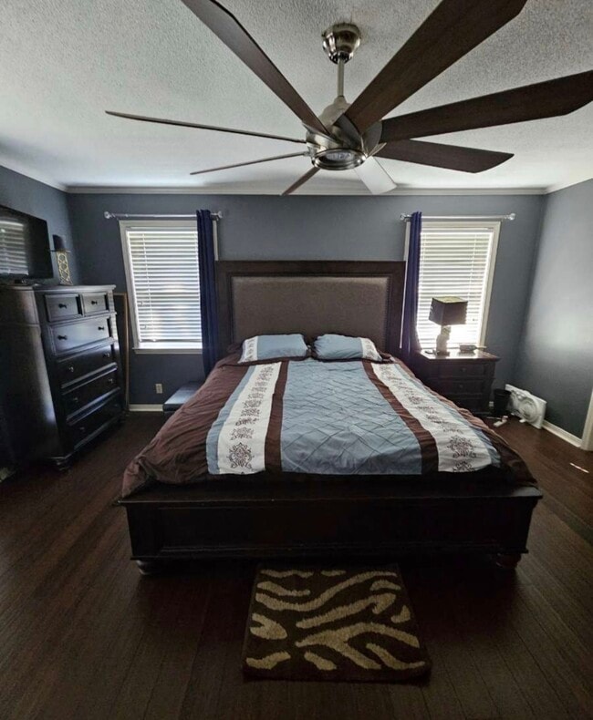 11524 Padgett Switch Rd in Irvington, AL - Foto de edificio - Building Photo