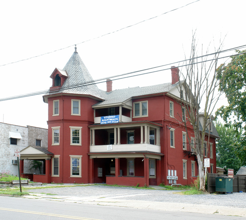 1209-1211 W 4th St in Williamsport, PA - Building Photo