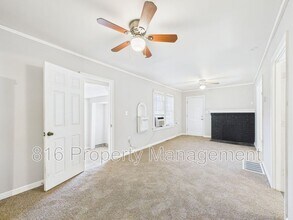 7403 Montgall Ave in Kansas City, MO - Building Photo - Building Photo