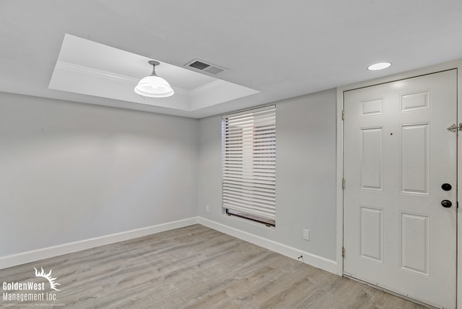 3405 W Danbury Dr in Phoenix, AZ - Building Photo - Building Photo