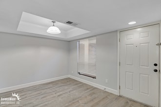 3405 W Danbury Dr in Phoenix, AZ - Building Photo - Building Photo