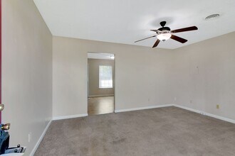 999 State Line Rd in Oak Grove, KY - Building Photo - Building Photo