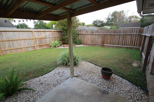 24002 Silversmith Ln