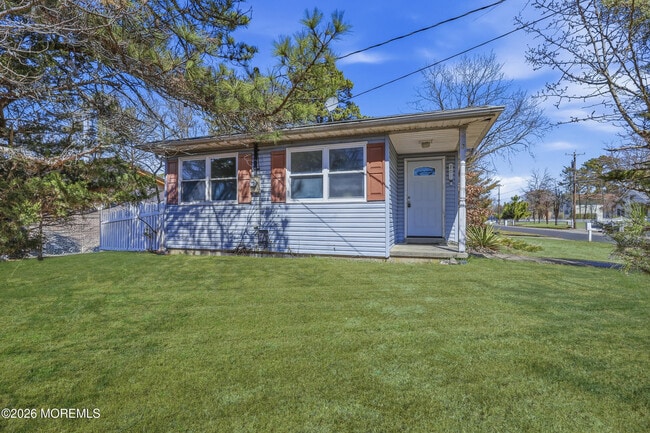 property at 201 6th St