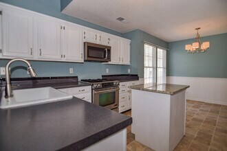 205 Alydar Ct in Summerville, SC - Foto de edificio - Building Photo